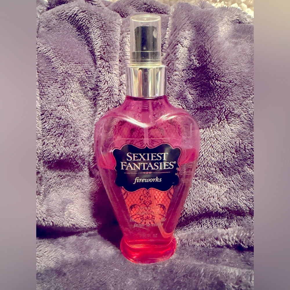 Sexiest fantasies - Fireworks. Discontinued USED